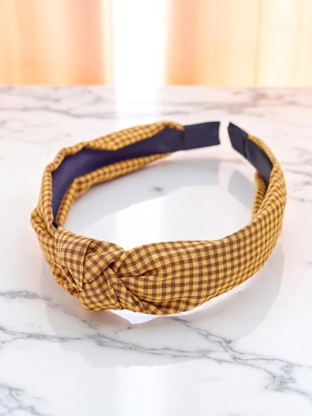 Royalfashion Kockovaná čelenka Chorvátsko