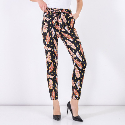 Dámske trekingové nohavice z čierneho peria - Oblečenie