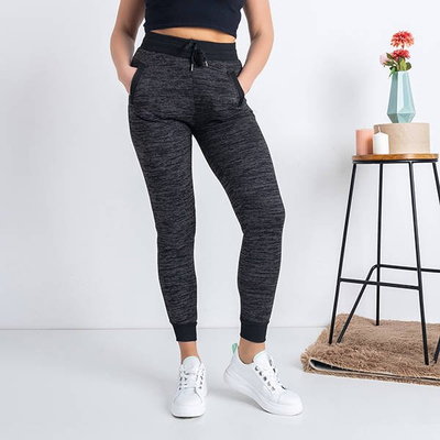 Dámske čierne tepláky - nohavice