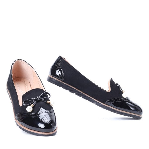 Czarne mokasyny z perełkami Lynh - Obuwie