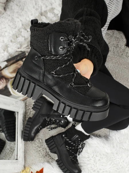 Ženski delavski škornji s krznom Cindora