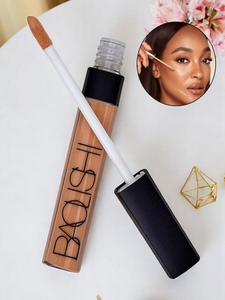 Korektor na tvár v odtieni Light