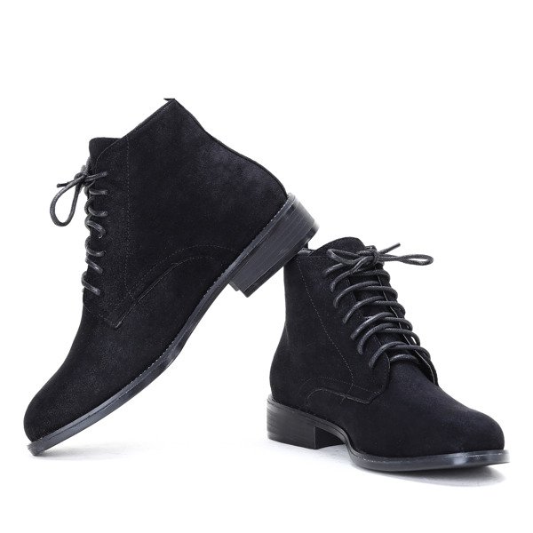 Czarne, sznurowane botki Noel- Obuwie