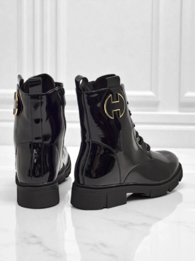 Lakirani ženski gležnarji s vezalkami Kalen