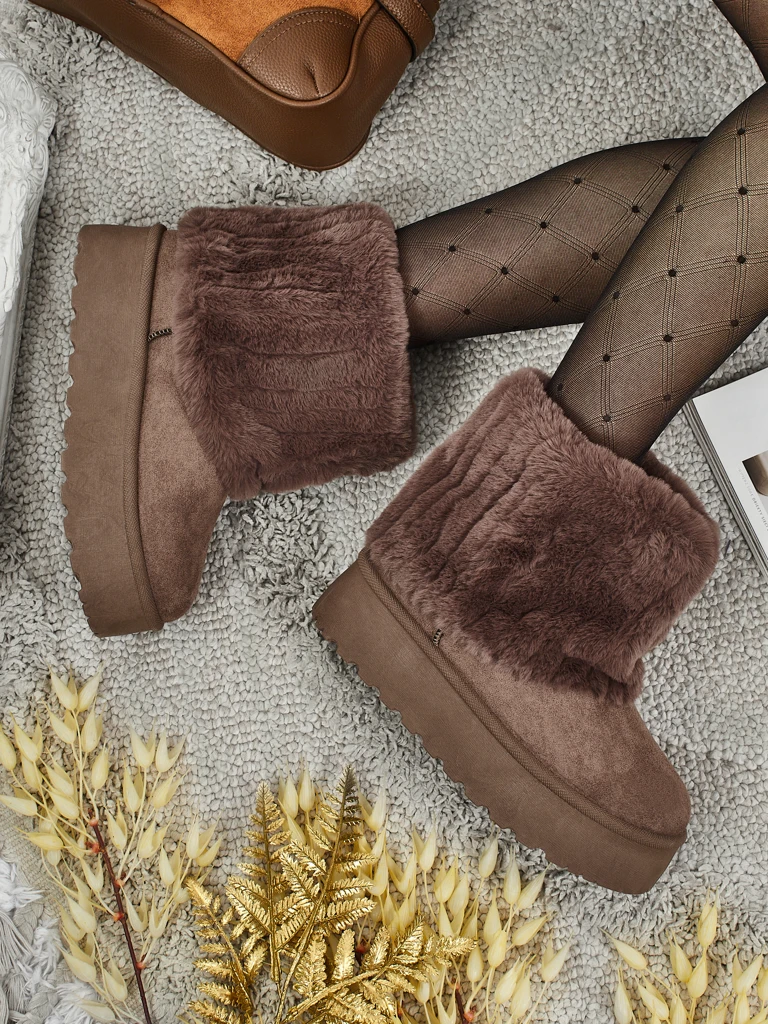 Ženski škornji a'la za sneg s krznom Irelle