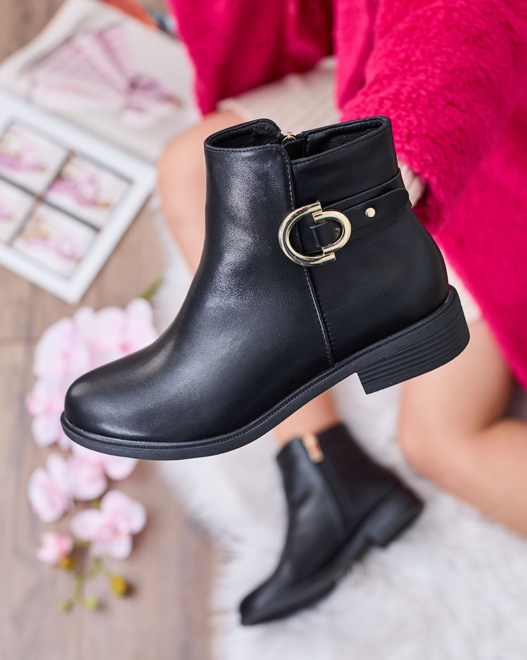 Royalfashion Čierne dámske čižmy a'la sztyblety s ozdobami Ederte