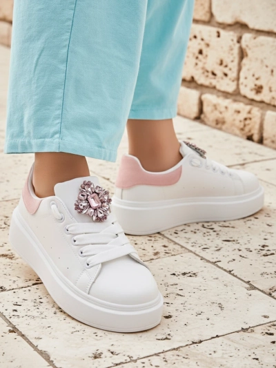 Ženski športni copati Hypatia Bianco iz eko usnja z okraski in roza poudarkom