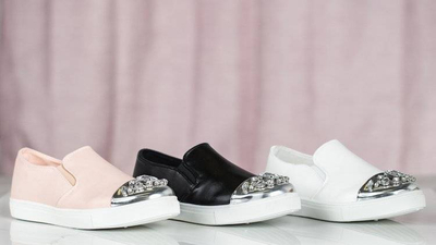 OUTLET Ružové slip on s ozdobnou špičkou Theodara - Obuv