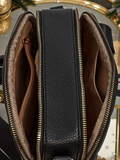 Prešita majhna ženska torbica iz eko usnja Connere