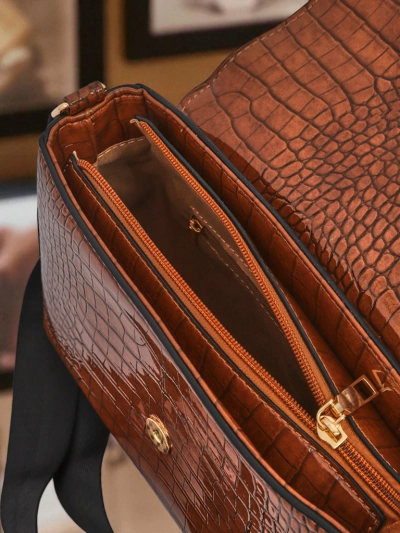 Royalfashion Lakirana majhna ženska torbica iz eko usnja Velia Crest
