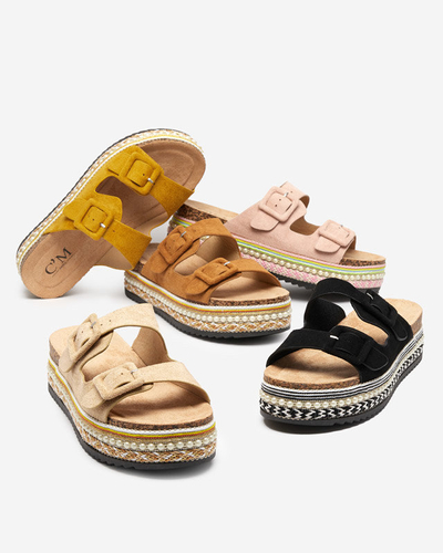 OUTLET Dámske ružové papuče na hrubej podrážke Carisno - Obuv