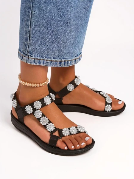 Ženski sandali Royalfashion Perseida črni na platformi z biseri