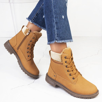 Izolované hnedé topánky Colorado - Obuv