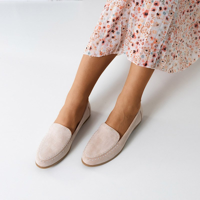 Dámske béžové mokasíny s tryskami Iliana - Obuv