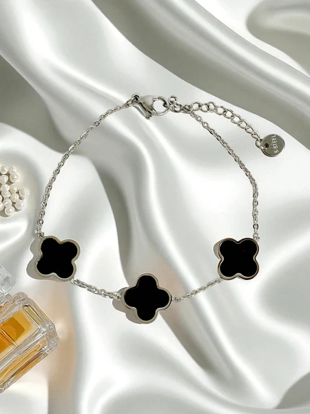 Zapestnica Callisto Nero iz nerjavečega jekla s cvetličnim motivom