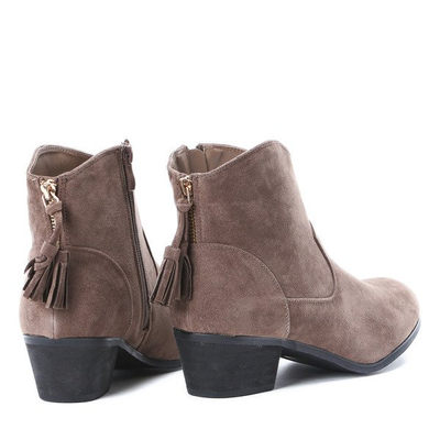 Brązowe botki z ozdobą- Obuwie