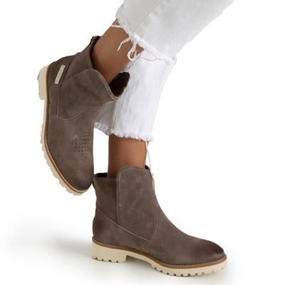 Svetlosivé dámske čižmy s plochým podpätkom Judettas - Obuv