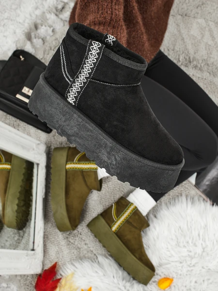 Kratki ženski škornji a'la za sneg Althea