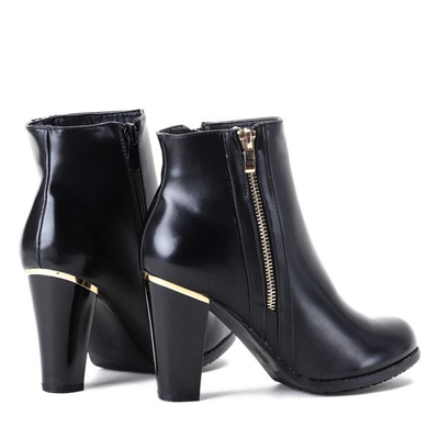 Czarne botki na słupku Chloe - Obuwie