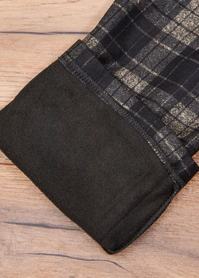 Royalfashion Šedo-červené dámske zateplené kárované tregíny