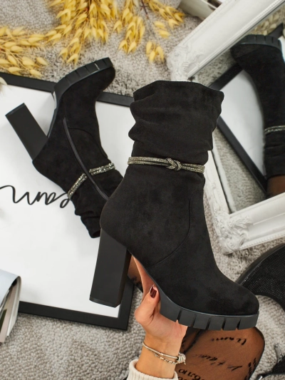 Ženski gležnarji iz eko semiša s peto RuneFlicker