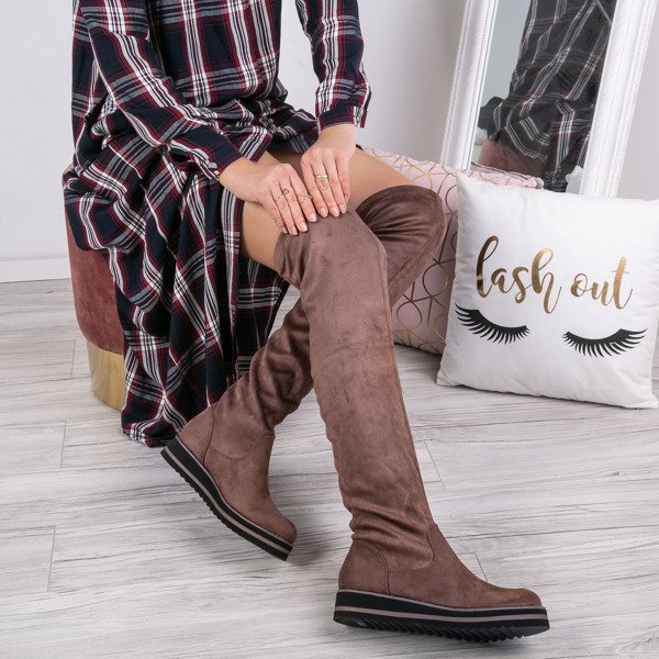 Brązowe kozaki na platformie Emily - Obuwie