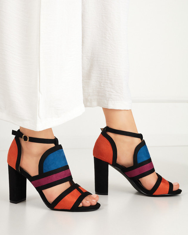 OUTLET Farebné dámske sandále na stĺpiku Buskiri-Footwear