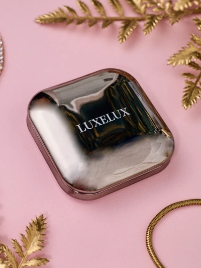 Luxelux dlhotrvajúci pudrík v kompakte 03