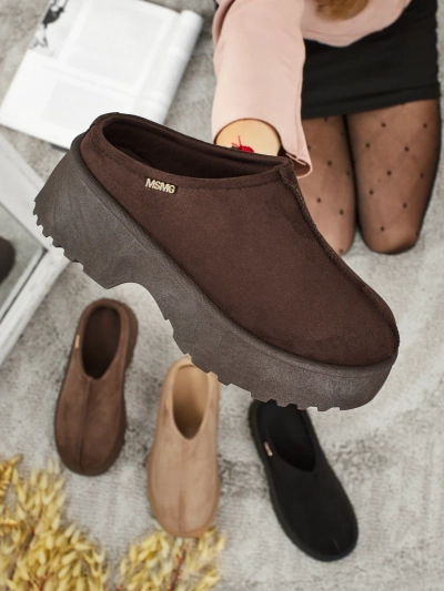 Kratki ženski škornji a'la za sneg s krznom Calindra