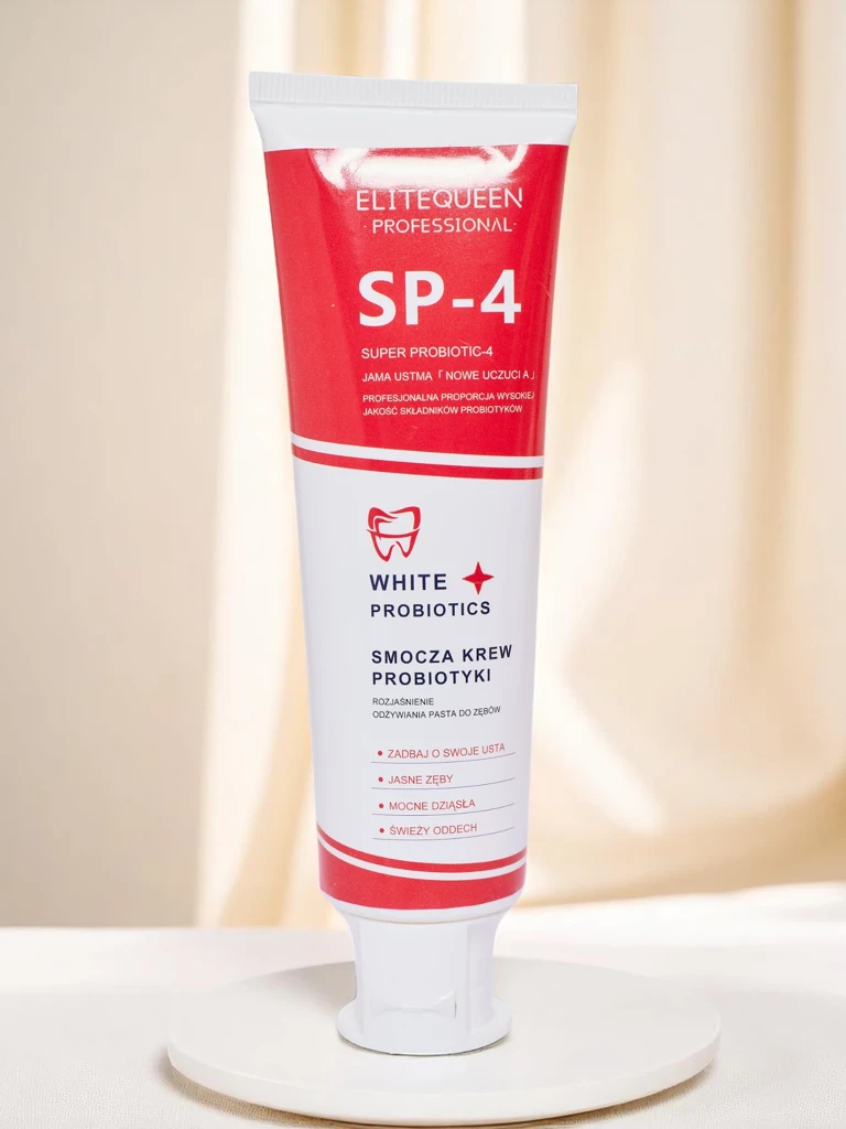 Vyživujúca bieliaca zubná pasta