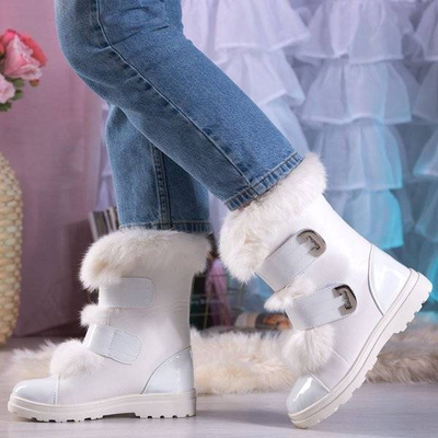 OUTLET Biele snehové topánky s kožušinou od značky Dassacia - Footwear
