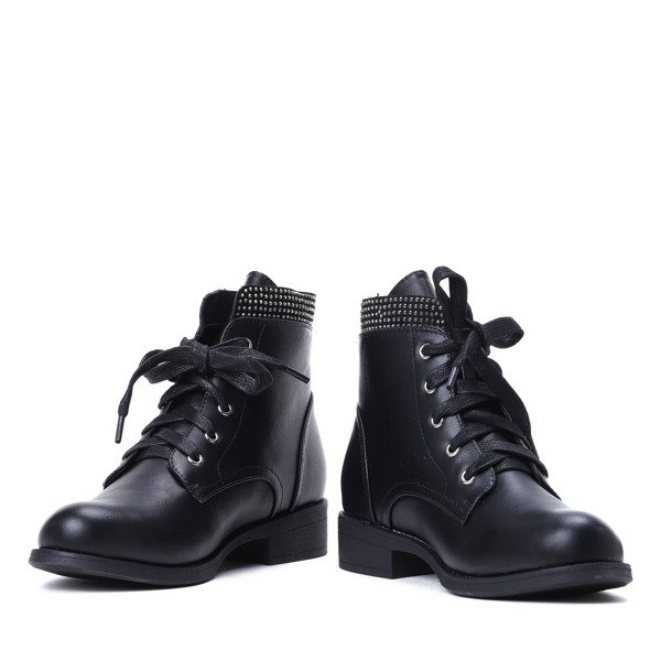 Czarne workery z gwiazdką Kaia - Obuwie