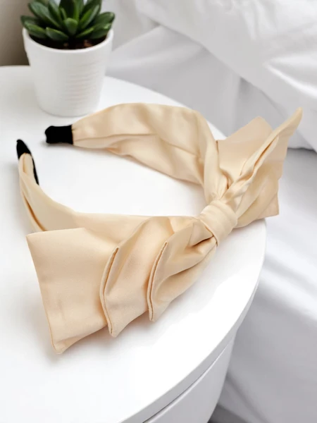 Royalfashion Saténová čelenka s mašľou Celine