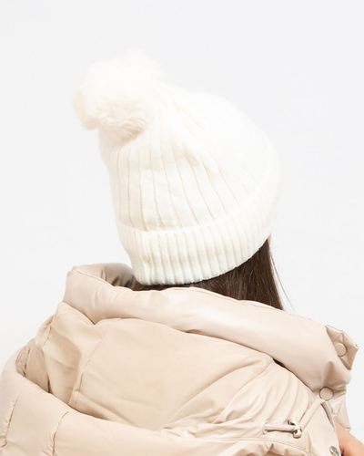 Royalfashion Biela dámska zateplená čiapka s bambulou