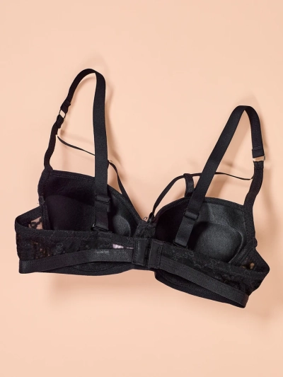 Royalfashion Dámska podprsenka zdobená čipkou a ramienkami