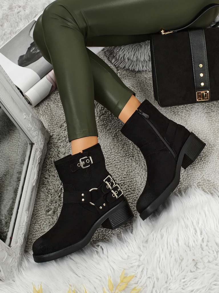 Ženski gležnarji iz eko semiša s sponkami Valtos