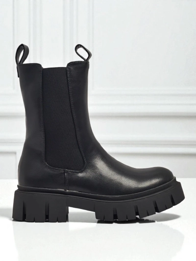 Visoki ženski gležnarji iz eko usnja Dorvella