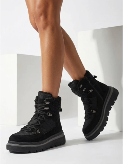 Ženski Gležnjarji Aurora Črni Usnjeni Elegantni za Jesen