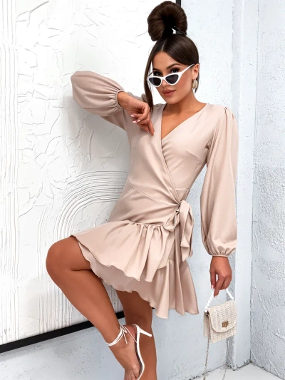 Royalfashion Dámske mini šaty s viazaním a volánikmi