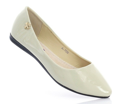 Béžové lakované balerínky Meganno - topánky