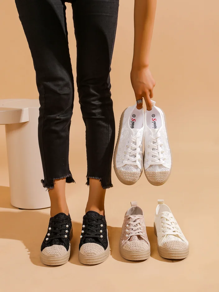 Royalfashion Dámske čipkované tenisky so trblietkami Nille