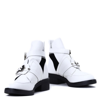 Białe workery z wycięciami Rickie- Obuwie