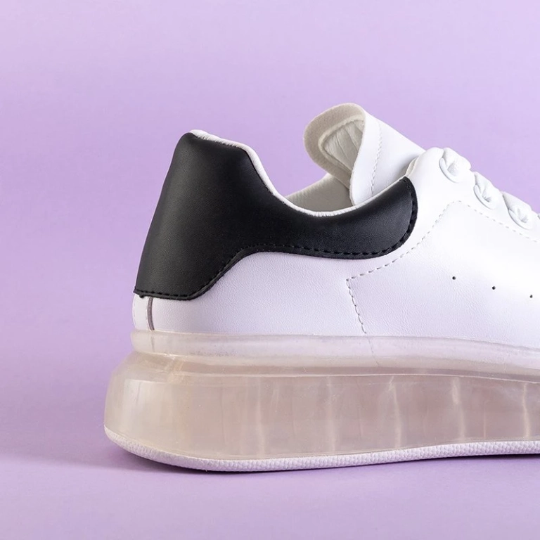 OUTLET Biele športové topánky s čiernou vložkou Garcia - Obuv