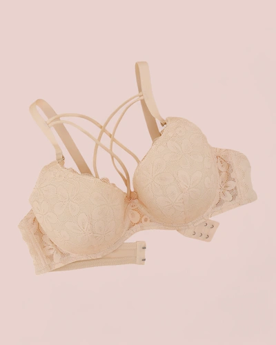 Royalfashion Dámska podprsenka s vypchávkami a čipkou