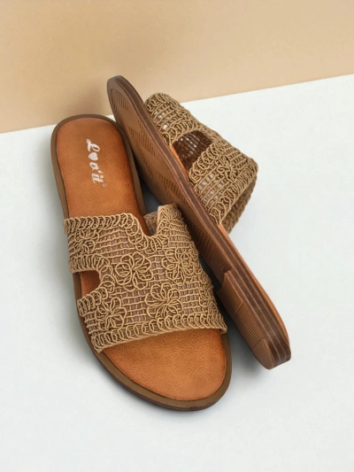 Rpyalfashion Dámske sandále s ozdobným remienkom Braida