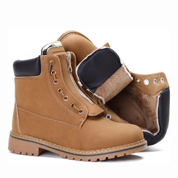 Martina hnedé izolované turistické topánky - Obuv