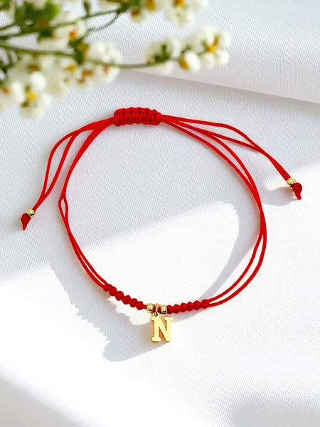 Dámsky náramok s písmenom N