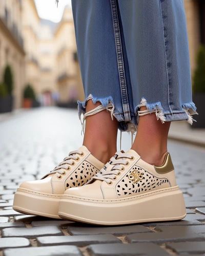 Royalfashion Dámske perforované športové tenisky Jovixi