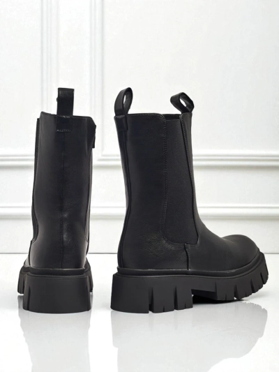 Visoki ženski gležnarji iz eko usnja Dorvella