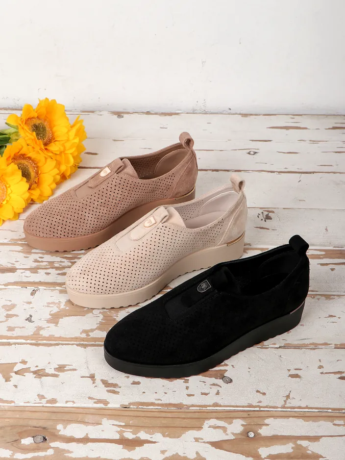 Royalfashion Dámske perforované nízke topánky Goriette